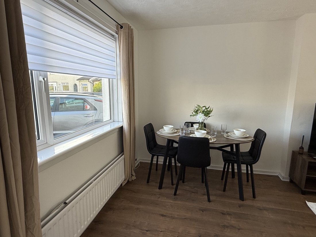 Finished and furnished refurbishment by Gracie Maintenance