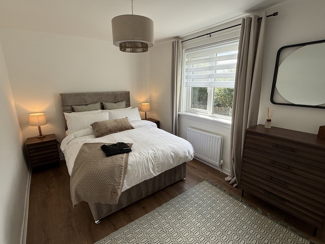 Finished and furnished refurbishment by Gracie Maintenance