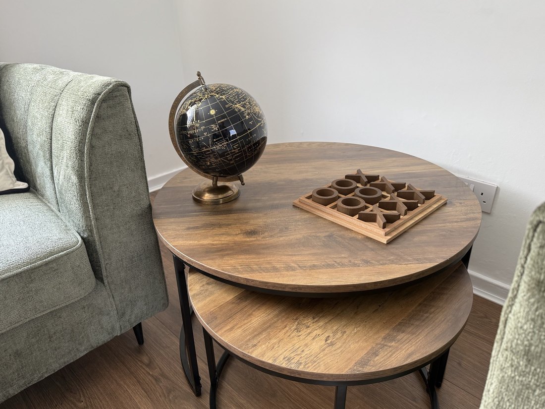 Finished and furnished refurbishment by Gracie Maintenance