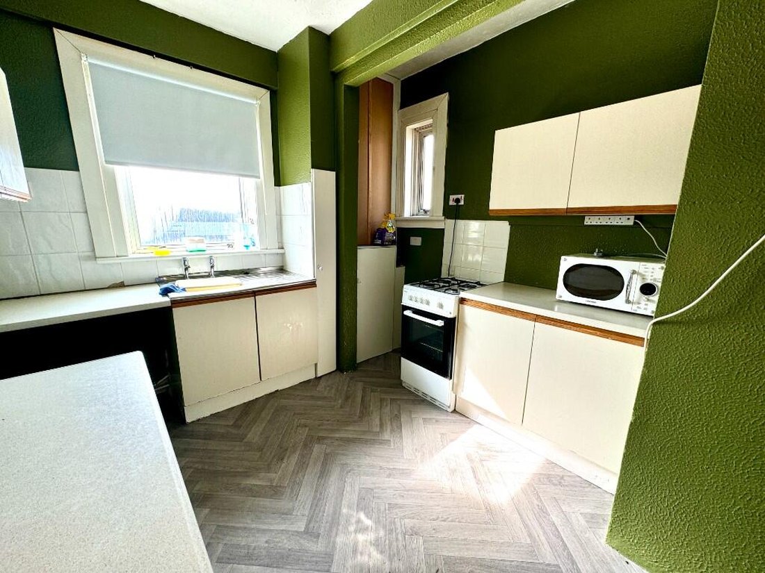 Kitchen, Coatbridge — before refurbishment